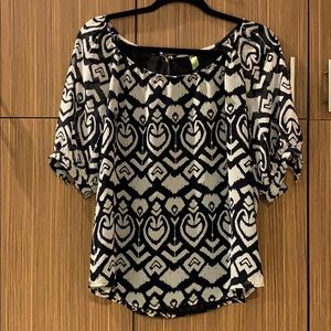 Patterned blouse